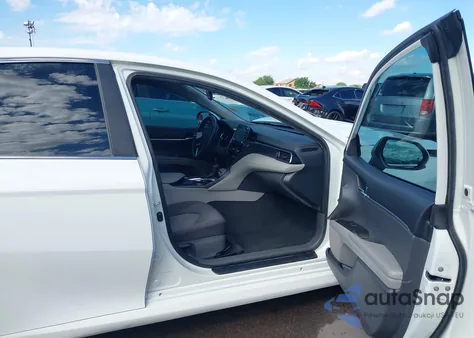 2021 Toyota Camry Le Hybrid from USA, damaged, VIN 4T1C31AK8MU030335